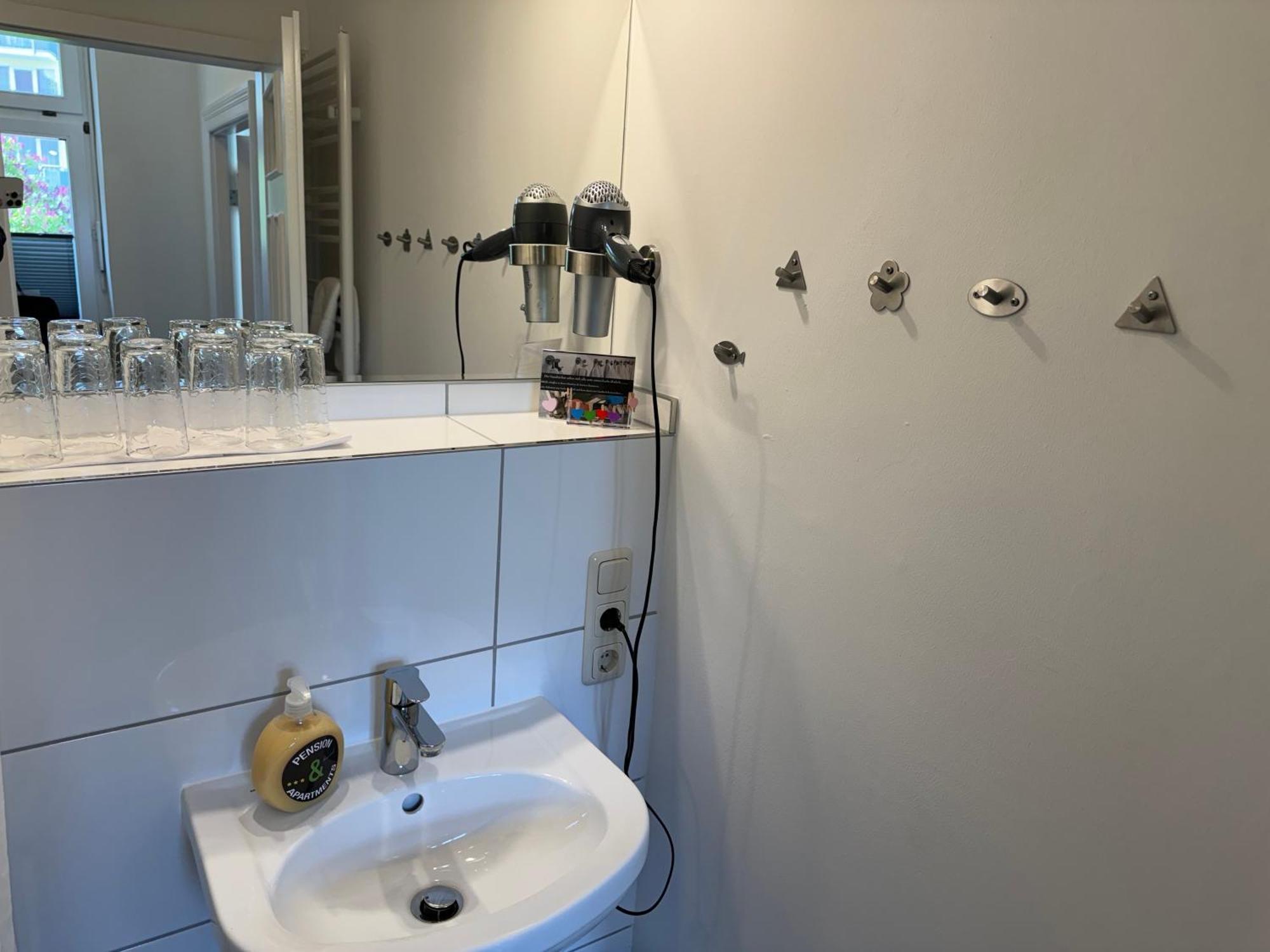 H&H Apartment Im Herzen Von Greifswald Zentral In Der Langen Reihe المظهر الخارجي الصورة
